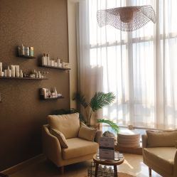 -JNK皮肤管理中心