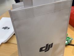 -DJI大疆(深圳华强北曼哈授权体验店)