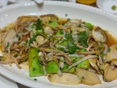 -龙悦湾酒家·八阵鱼生·渔人码头店