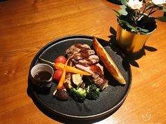 低温烤牛柳-JINNS锦时 steak&pizza(浸信会礼拜堂旧址店)