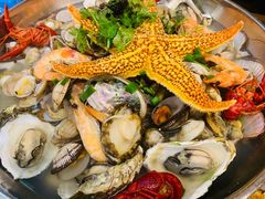 -老东镇啤酒屋海鲜加工·蒸汽海鲜·海鲜烧烤(台东店)