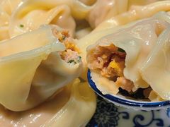 蛋黄鲜肉馄饨-艾米私房馄饨