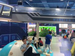 -欧酷世界动力星球(王府井奥莱UP TOWN店)