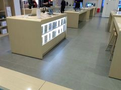 -华为授权体验店(中山公园来福士)