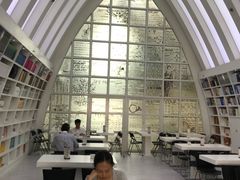 店内环境-钟书阁(松江泰晤士小镇店)