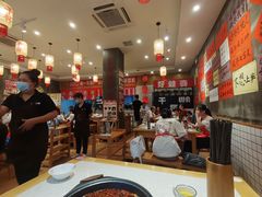 -佬缸炮江湖川菜(玉林店)