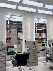 -Z.X HAIR SALON张新美业