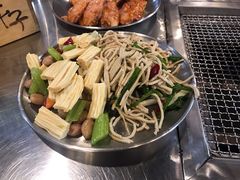 -马路牙子烧烤音乐酒馆(望京店)