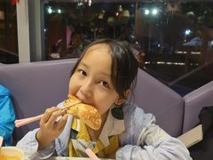 -水桶王国主题餐厅·聚会·生日派对·亲子活动·家庭套餐(亚龙湾希尔顿店)