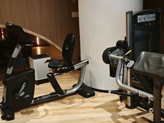 -涨巢·潮玩水疗局