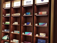 -LensCrafters亮视点(东方新天地店)