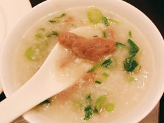 牛肉窝蛋粥-京香轩·中餐厅(上海中庚聚龙酒店)
