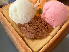 -蜜桃餐厅·伴山(湖滨商业街店)