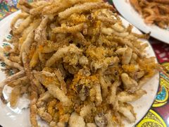 炸小蘑菇头-土菜水饺村(宁夏路店)