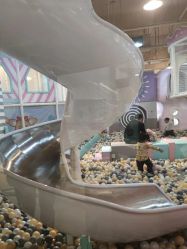 -多多淘儿童体验中心(重庆来福士店)