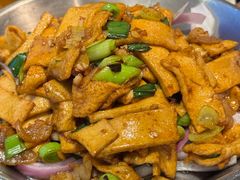 -莲餐厅·湖北菜·潜江小龙虾店(愚园路店)