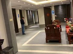 -梅花香里大酒店(郁金香路店)