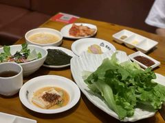 -万兴佳烤肉·长白山老味道(东岸里店)