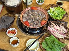 -阿婆情腊排骨火锅(金虹路店)