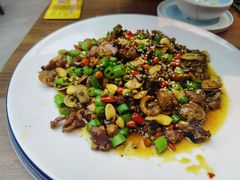 -有红鸡毛店·川菜(建设路店)