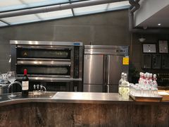 -HIGH FIVE哈福手工汉堡(桂林路店)