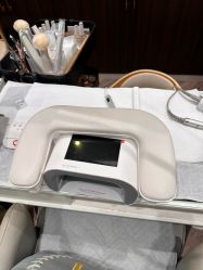 -花岐款式专研健康美甲沙龙