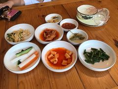-长寿参鸡汤(朝韩风情街店)
