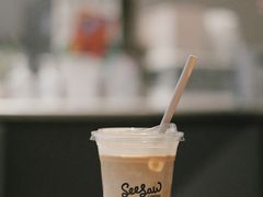 山茶桃胶拿铁-Seesaw Coffee(上生新所店)