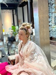 -一揽芳华汉服旗袍体验馆(拙政园店)