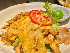 越式盐焗麻油鸡-大头虾越式风味餐厅(光明广场店)