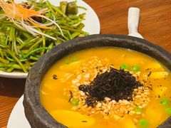 -菌自由丨野生菌火锅特色庭院餐厅(丽江古城店)