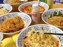 -李与白包子铺(桐梓林店)