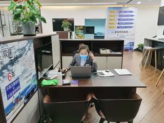 -宁波宝信宝马4S店(江北日湖店)