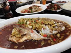 好吃鱼头-上名堂·鱼头好吃(体育场路店)