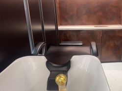 -LJOY丽锦造型·烫发染发