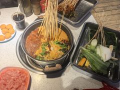 -钢管厂五区小郡肝串串香(蜀都万达店)