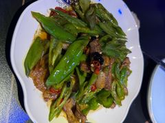 -粉墨特色菜·烧烤音乐酒馆