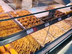 -读酥世家(松江新城地铁站店)