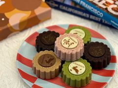 -Laderach 莱德拉(上海环贸iapm店)