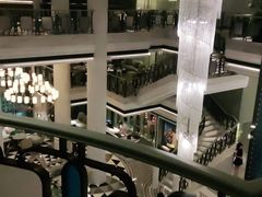 -浅深(世茂滨江精品店)