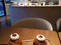 -VERIE BAKEHOUSE
