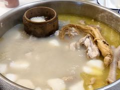 -朴小妹人参鸡汤火锅(长白山万达店)