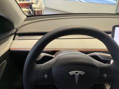 -TESLA 特斯拉(上海太古汇体验店)