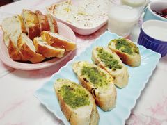 脆香杏仁核桃-沁屋面包店(人民东路店)