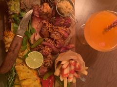 -鹿萤季·营地小馆(皇后公园店)