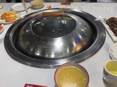 -哈尔滨烧烤·山河村铁锅炖(交大店)