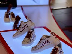 -STUART WEITZMAN(静安嘉里中心店)