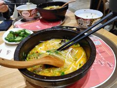 -妈妈故事米线(市府恒隆店)