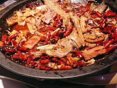 -鸣记脆皮烤鱼·海鲜烤鱼(三八广场店)