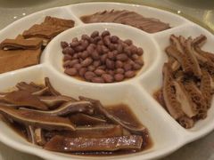 -雅侃酒店(琼花大厦店)